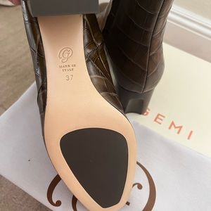 RARE M. Gemi ‘The Chistina Boot’ with dust bag and the box! Hand made in Tuscany